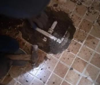 沈丘卫生间漏水维修公司为您分享下卫生间渗水如何处理及注意事项